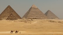 Comment étaient déplacées les pierres nécessaires à la construction des pyramides ?