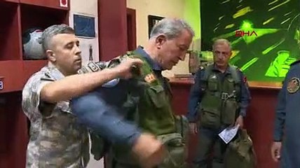 Bakan Akar'dan Ege Denizi üzerinde F-16 ile özel uçuş