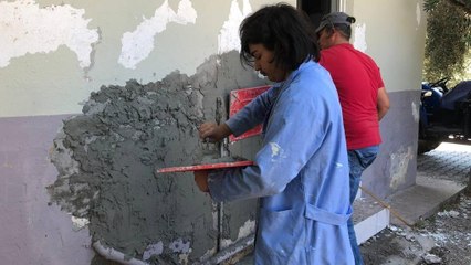 Okulun tadilatı öğrencilere ve öğretmenlere kaldı