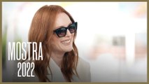 Interview de la présidente du jury Julianne Moore par Antoine de Caunes - Mostra 2022
