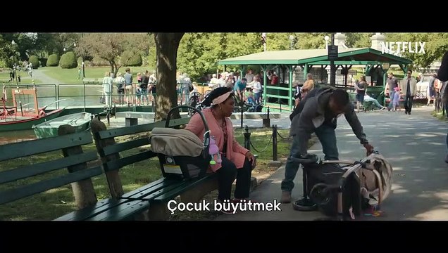 Un papa hors pair Bande-annonce (TR)