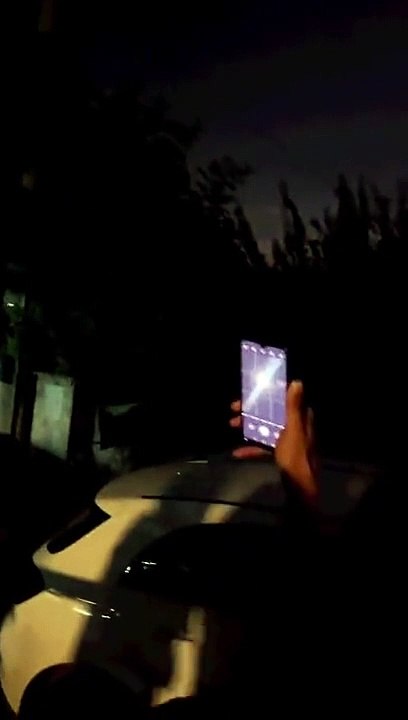 La Lune filmées par plusieurs smartphones