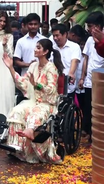 Shilpa Shetty ने व्हील चेयर पर बैठकर नाचते हुए किया बप्पा को विदा