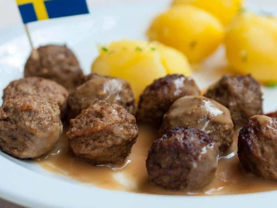 Rückruf bei Edeka! Tiefkühl-Köttbullar enthalten Plastikteile