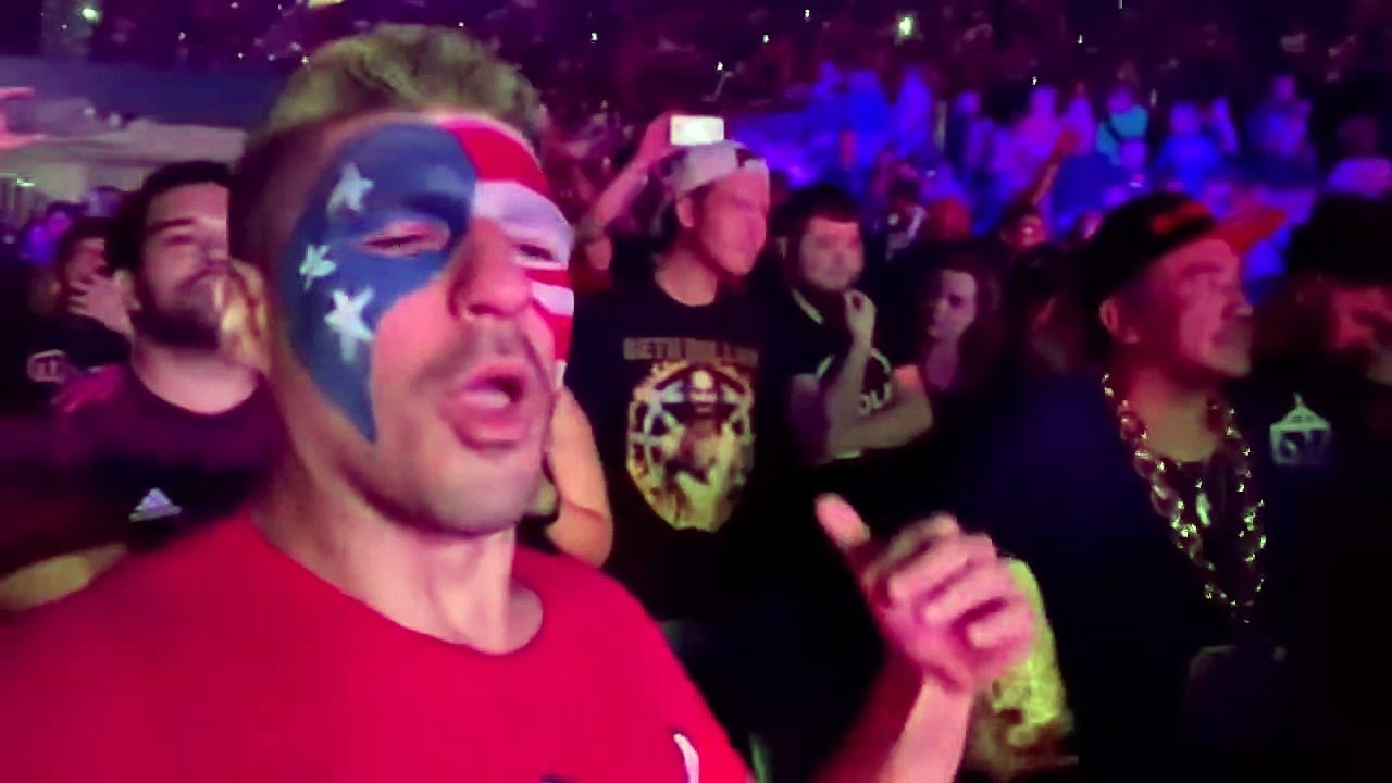 Seth Rollins vs Riddle Street Fight - WWE Sunday Stunner 7/3/22