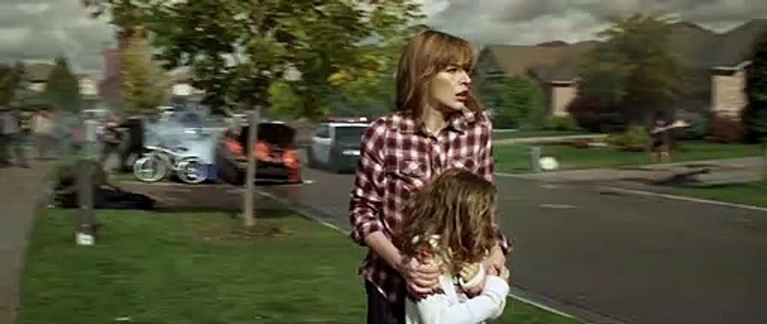 Resident Evil : Retribution Bande-annonce (RU)