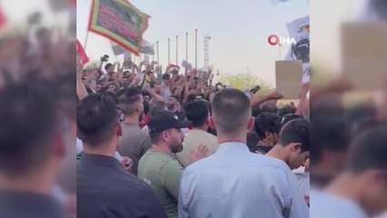 Bağdat'taki "Ekim Devrimcileri" Yeşil Bölge'de protesto düzenledi