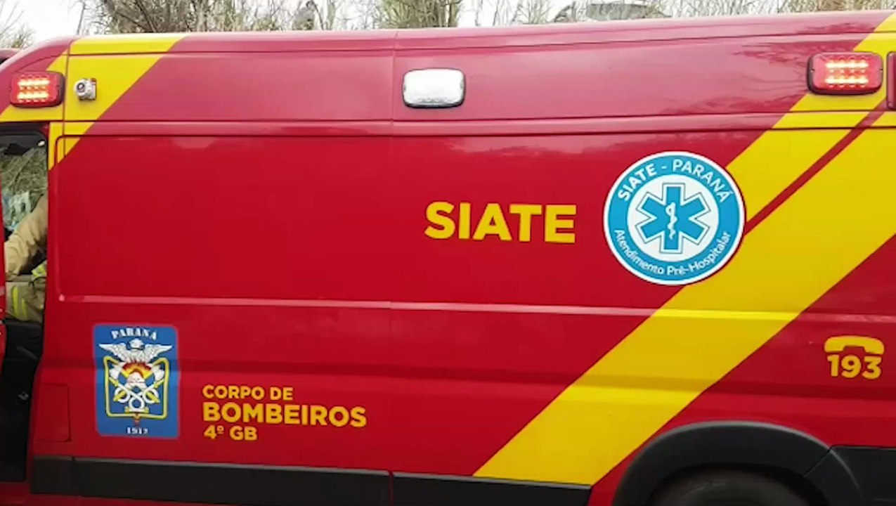 Mulher de 28 anos fica ferida após capotar carro na rodovia BR-369