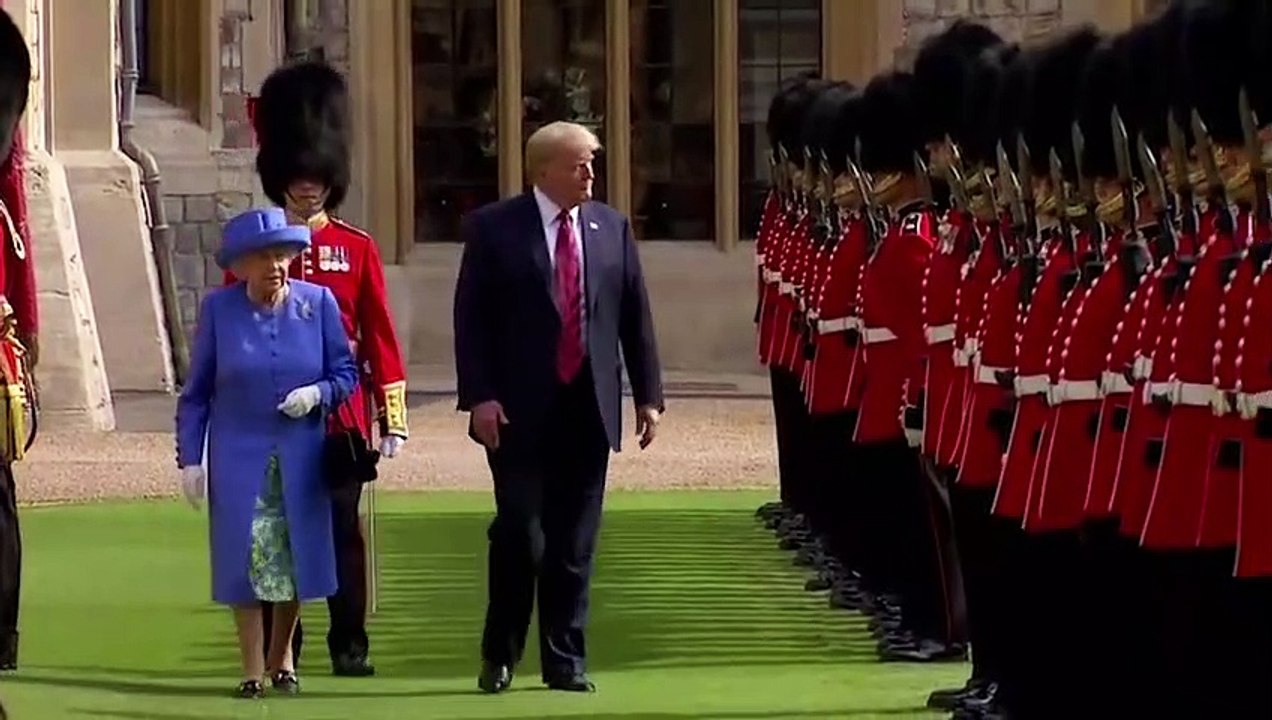 Ozzy Man Reviews Trumpy vs Queen