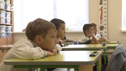 Первое сентября: дети в Буче ввернулись в школу (02.09.2022)