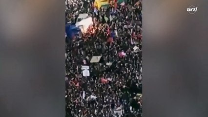 Chile: manifestantes vão às ruas por nova Constituição