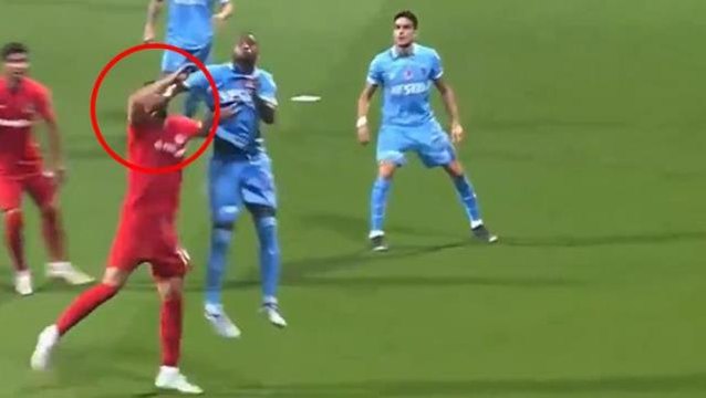 Bu sefer Oyna, devam dedi! Hakem Arda Kardeşler'e tepkiler çığ gibi