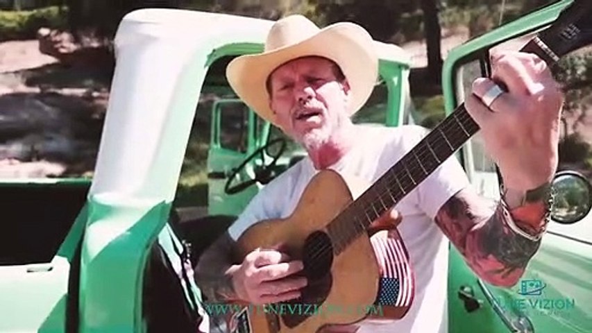 R. W.  Roldan - The Color Of [Music Video]