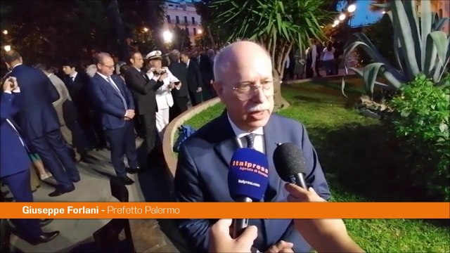 Scoperta una targa in memoria di Dalla Chiesa in prefettura a Palermo