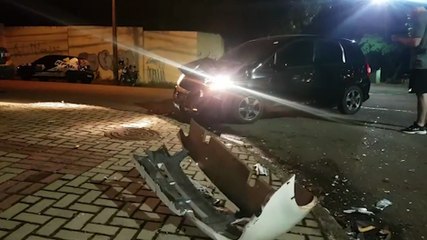 "Não passa 30 dias sem acontecer um acidente nesse cruzamento", relata morador após colisão de trânsito