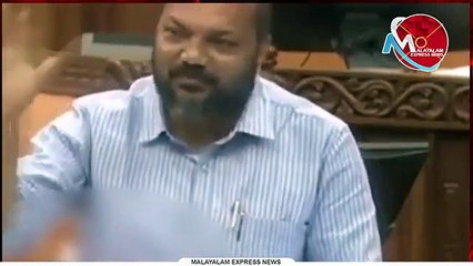 രമേശ് ചെന്നിത്തല പൊട്ടനാണോ ? പൊട്ടനായി അഭിനയിക്കുകയാണോ ?