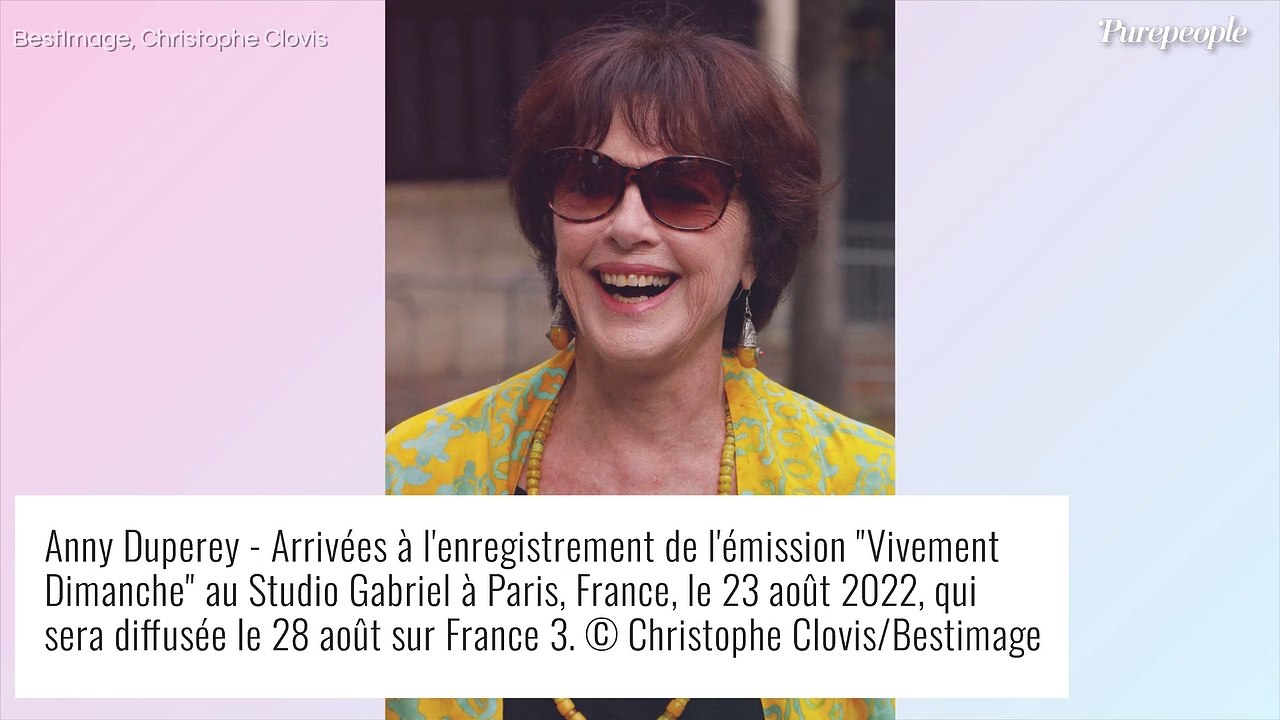 Anny Duperey pas "une grand-mère joueuse", rares confidences sur sa famille