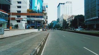 Gulshan 1 street view | dhaka city in Bangladesh
