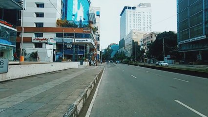 Gulshan 1 street view | dhaka city in Bangladesh