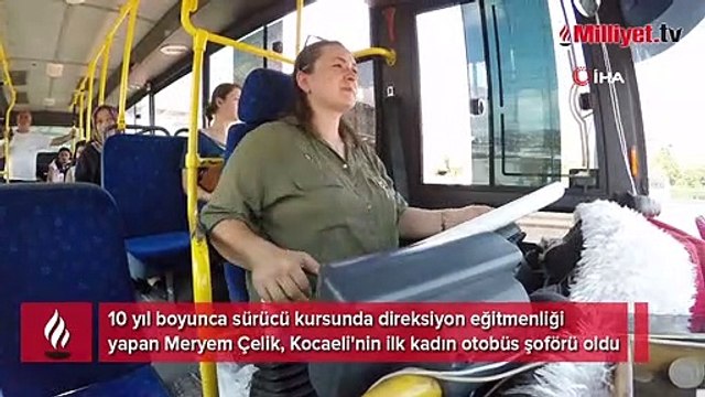 Elinde tesbihiyle yolların tozunu attırıyor