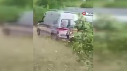 Tur otobüsü devrildi: 1 ölü, 54 yaralı