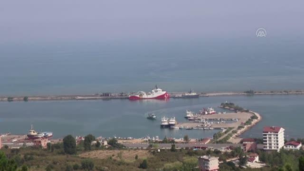 Ordu haberi... "Barbaros Hayrettin Paşa" sismik araştırma gemisi, Ünye Limanı'nda