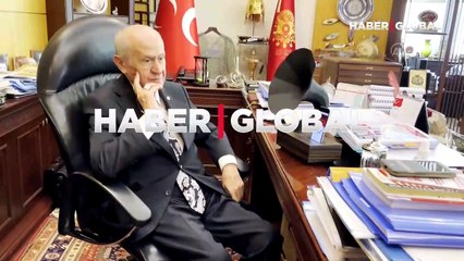 Bahçeli, ismini koyduğu radyo kanalının ilk yayınını dinledi