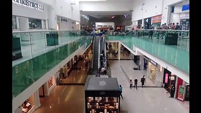 CENTRO COMERCIAL PLAZA SAN LUIS EN SAN LUIS POTOSÍ MÉXICO / PLAZA SAN LUIS SHOPPING MALL IN SAN LUIS POTOSI MEXICO