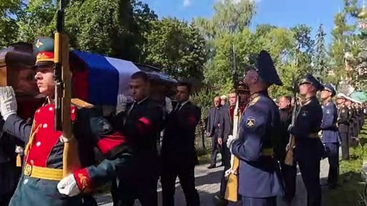 Rusia despide a Gorbachov sin pompa y sin Putin
