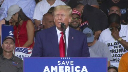 ترمب يصف الرئيس بايدن بأنه "عدو الدولة"