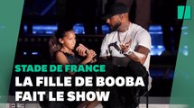 Au Stade de France, Booba fait chanter sa petite fille Luna