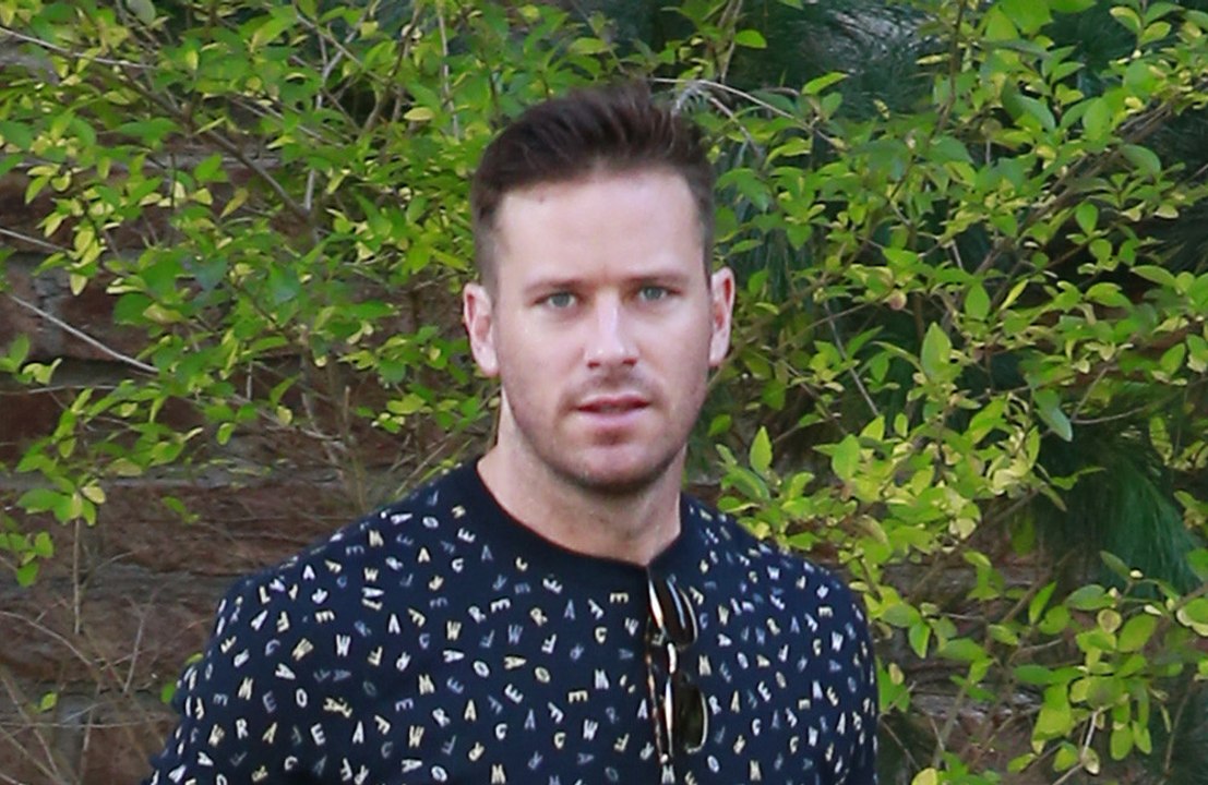 Armie Hammer se 'hospeda' en una casa de Robert Downey Jr.