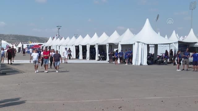 Van gündem haberleri: AFYONKARAHİSAR - Dünya Motokros Şampiyonası'nın kadınlar sezon şampiyonu Nancy Van de Ven oldu