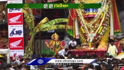 Huge Deveotees Rush At Khairatabad Ganesh Due To Weekend | V6 News