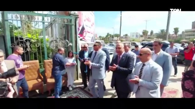 تحت شعار افرح وفرح ولادك .. محافظ الدقهلية يفتتح معرض اهلا مدارس باستاد المنصورة