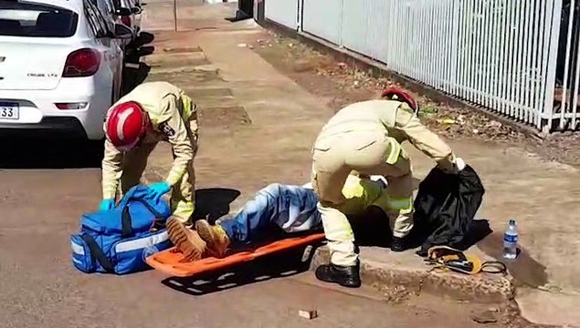 Colisão de trânsito na Rua Pio XII deixa duas pessoas feridas