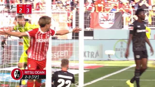 Freiburg win thriller against Leverkusen to move top