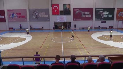 AFYONKARAHİSAR - Belçika'nın RSCA Anderlecht Futsal Takımı Afyonkarahisar'da kamp yaptı