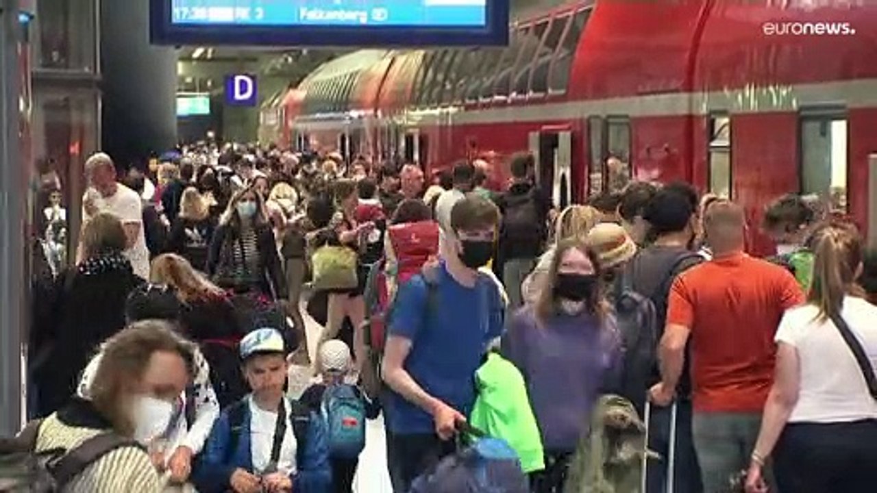 Verkehrsunternehmen: 9-Euro-Ticket war ein Erfolg