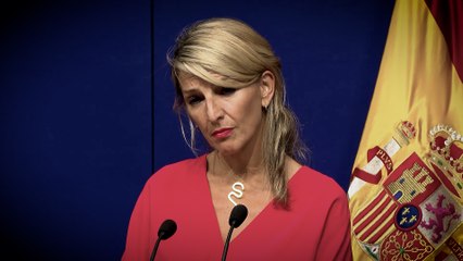 Yolanda Díaz anuncia una reunión con Carrefour para debatir el tope a los alimentos