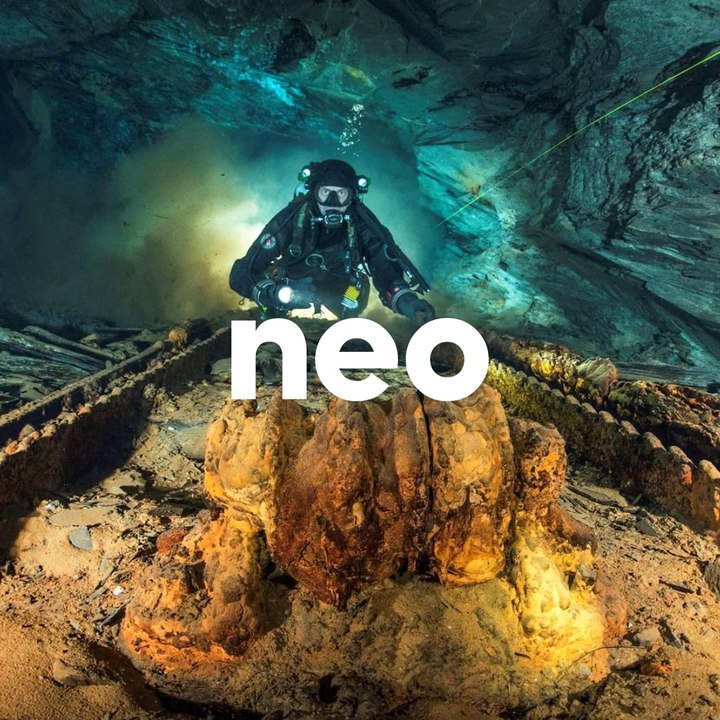 Dans les Ardennes, ces plongeurs filment d'anciennes carrières d'ardoise désormais immergées