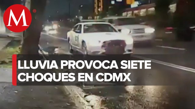 Se registran múltiples accidentes viales por lluvias en CdMx