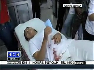 Ingresa al HEU una mujer que fue herida de una puñalada durante asalto en un taxi