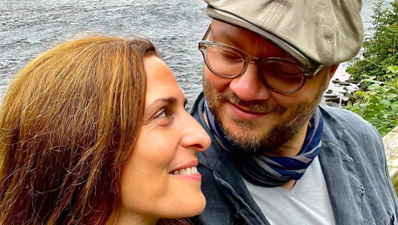 Seltene Fotos: GZSZ-Star Ulrike Frank verliebt mit ihrem Mann