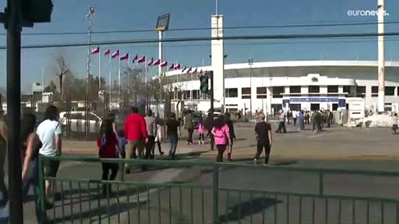 Chile rechaza la nueva Constitución por amplia mayoría según el 72 % de los votos escrutados