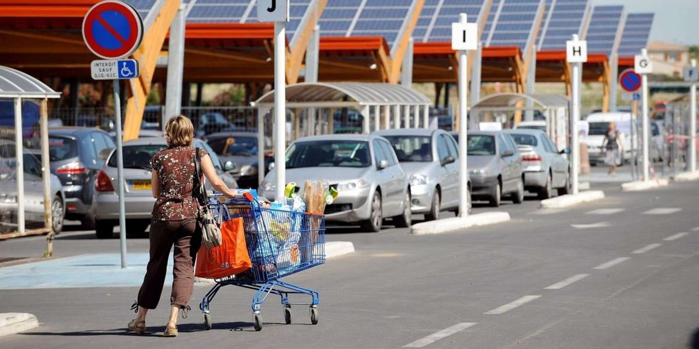 Attention, cette nouvelle escroquerie sévit sur les parkings des supermarchés
