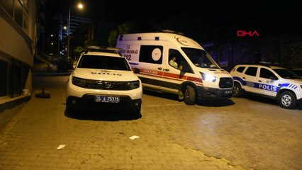 Kanser hastası babasını kaçmaya çalışırken sırtından bıçakladı