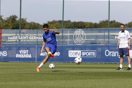 Replay : 15 minutes d'entraînement avant Paris Saint-Germain - Juventus