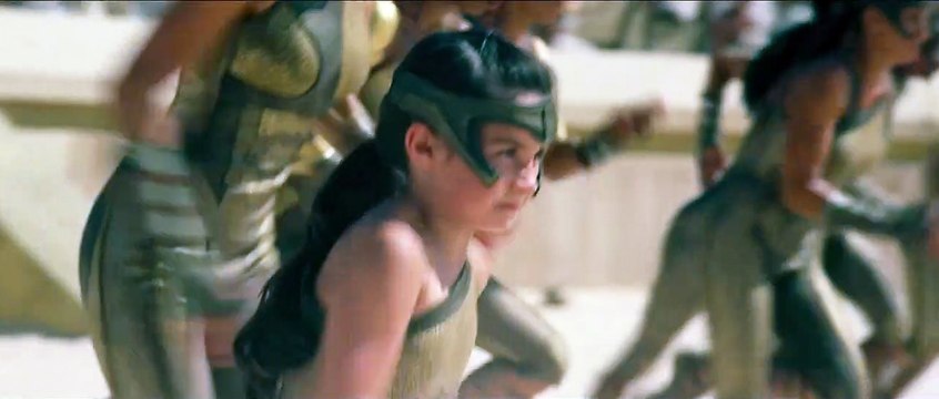 Wonder Woman 1984 Bande-annonce (RU)