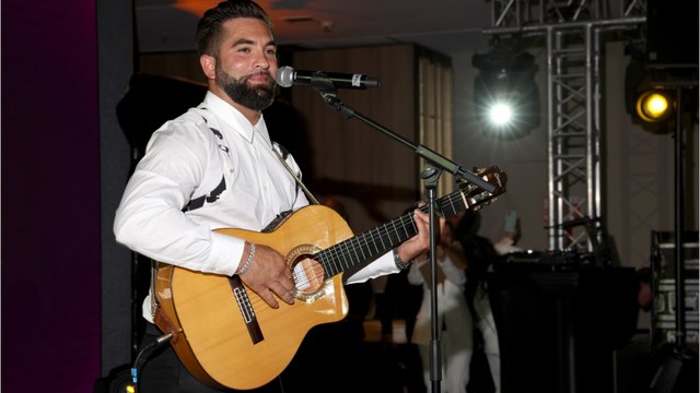 GALA VIDÉO - « Tout le monde me regardait : ce stress vécu par Kendji Girac en signant son contrat de maison de disque (1)